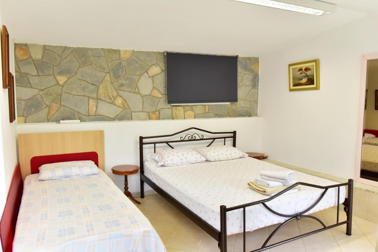 Nature Lovers-golden Apartment