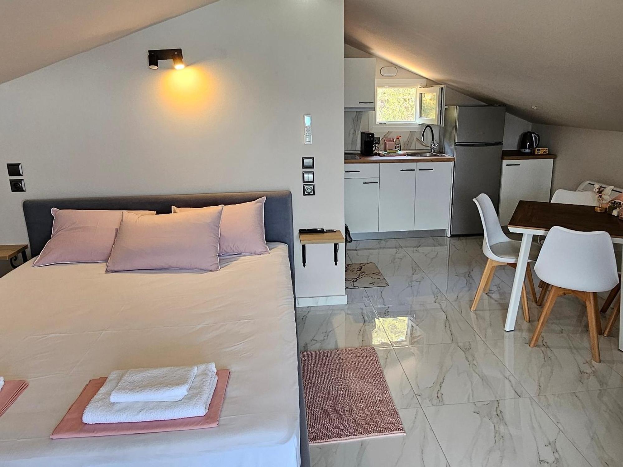 Nature Lovers-golden Apartment Chrysi Ammoudia
