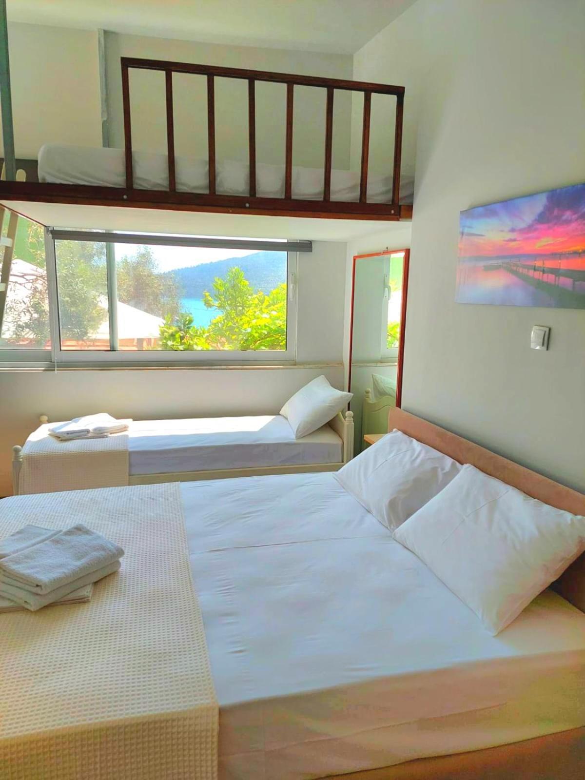 Nature Lovers-golden Apartment